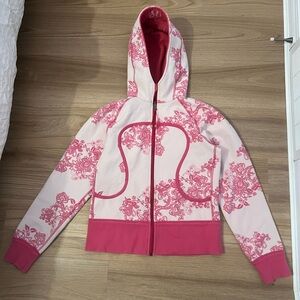2000s Lululemon Pink Floral Design Zip-up Hoodie